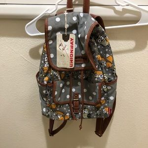Union Bay Gray Fox Drawstring Backpack